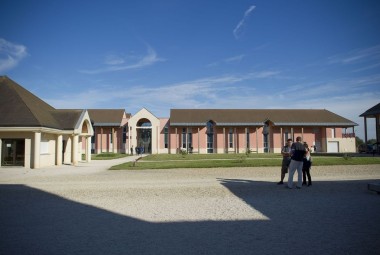 Bâtiment d'un Établissement Public Local d'Enseignement de Formations Professionnelles Agricoles (EPLEFPA).